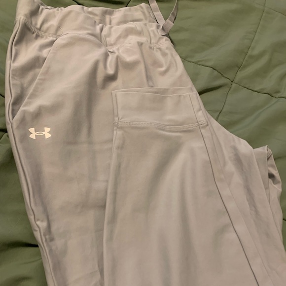 Under Armour Pants - UnderArmour Athletic pants